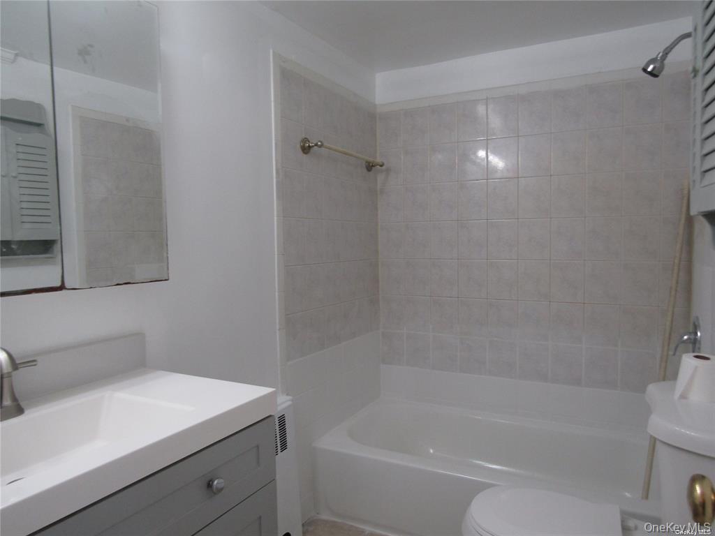 24 Ruth Place – For Sale photo 8