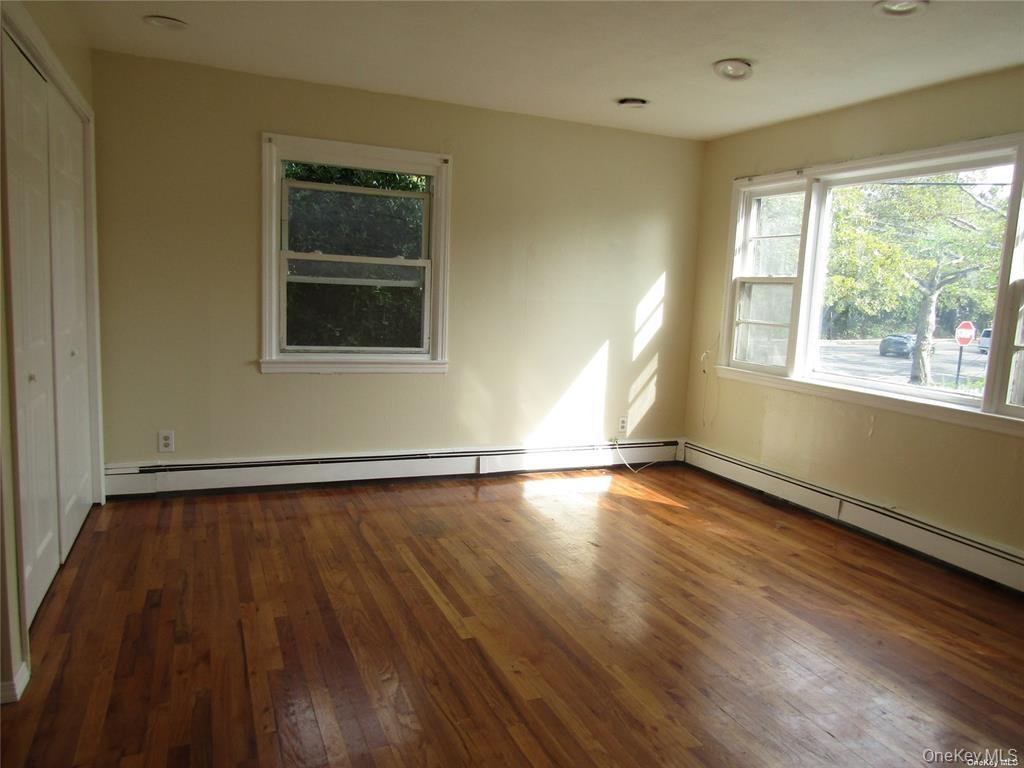24 Ruth Place – For Sale photo 4