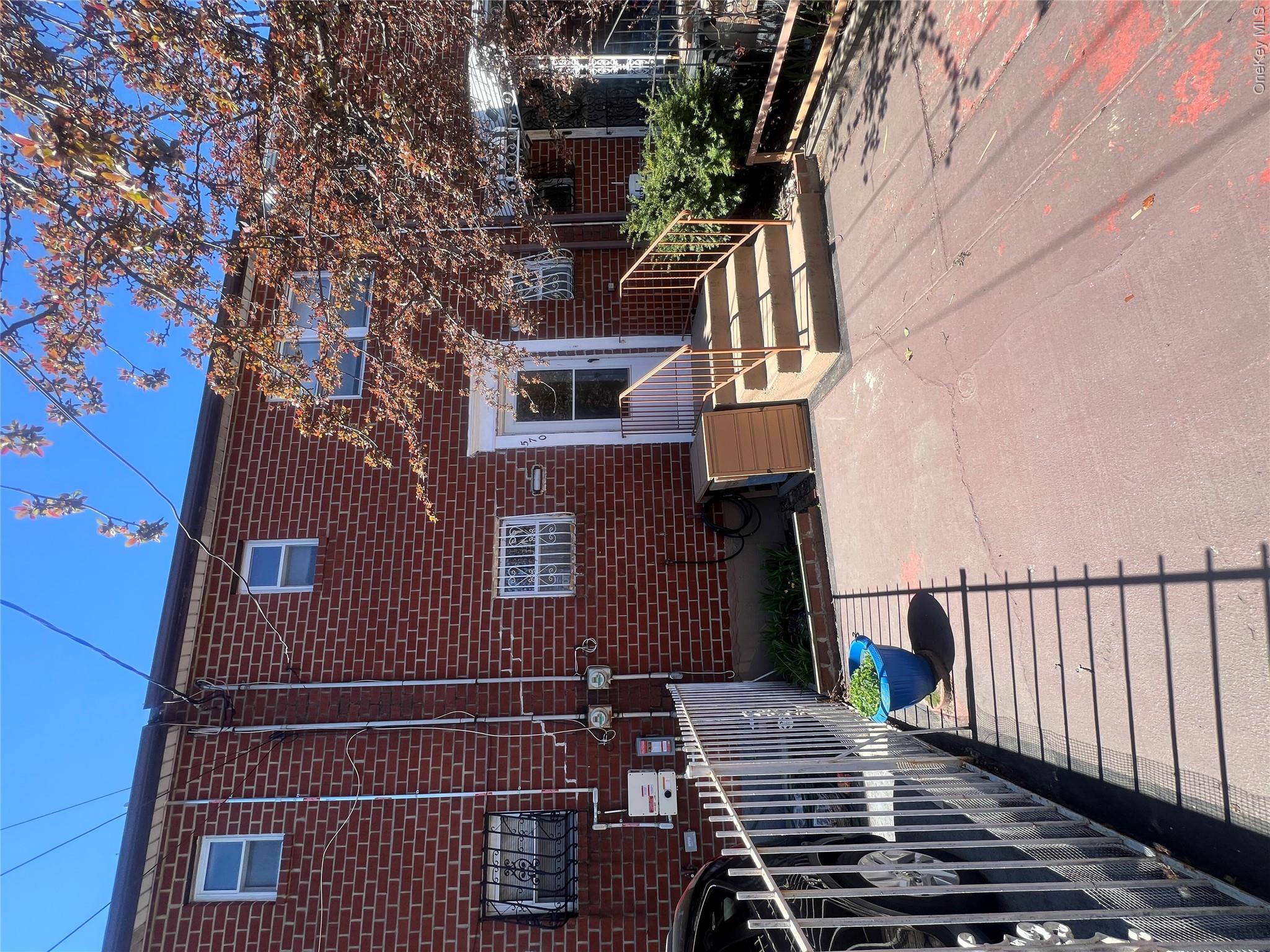 570 Christopher Avenue – For Sale photo 2