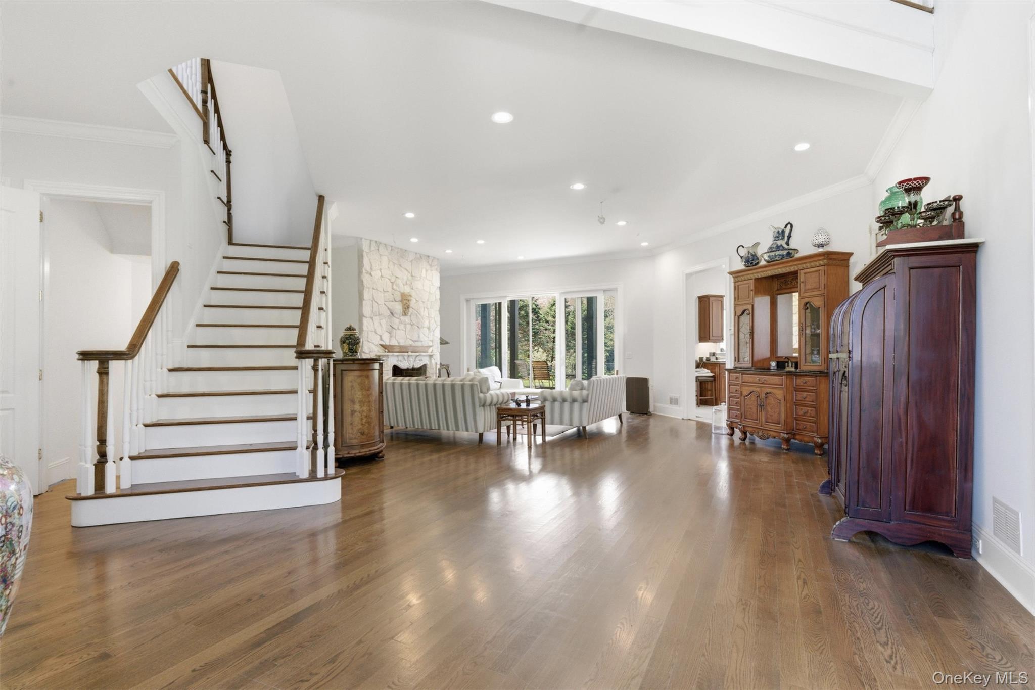 9 Locust Woods Drive – For Sale