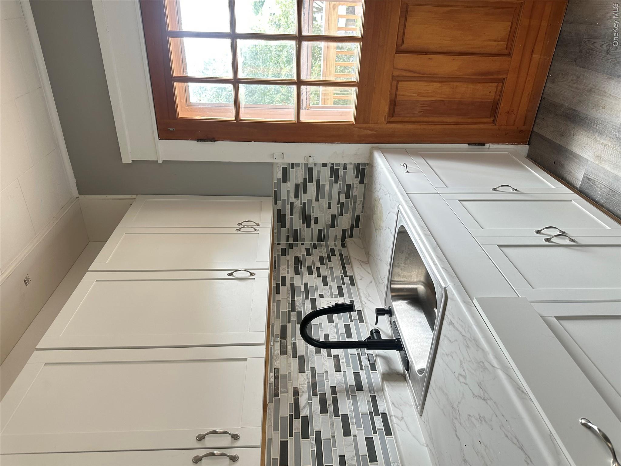 9 Elizabeth Street, Unit 2 photo 6