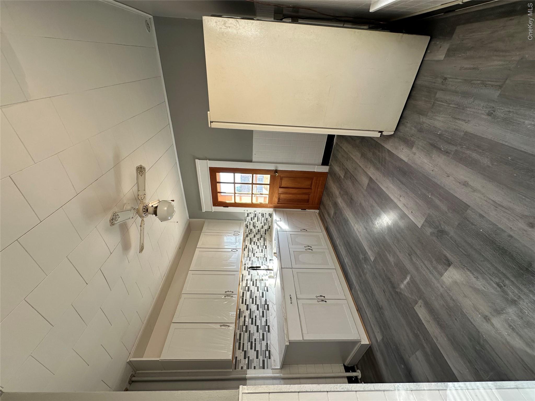 9 Elizabeth Street, Unit 2 photo 4