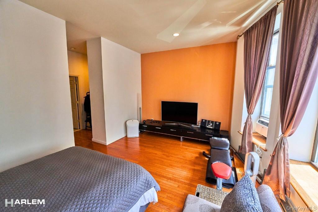 521 W 162nd Street – For Sale photo 10