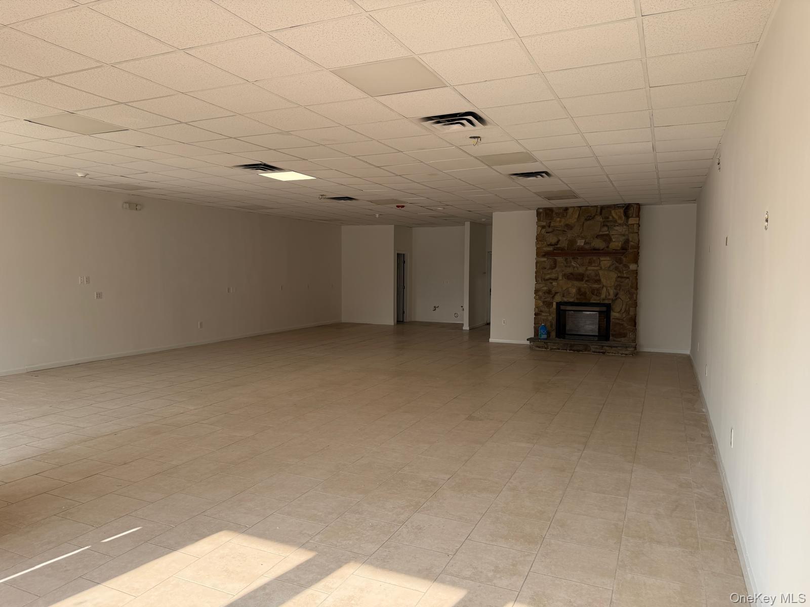 23 Route 9W – For Rent photo 3