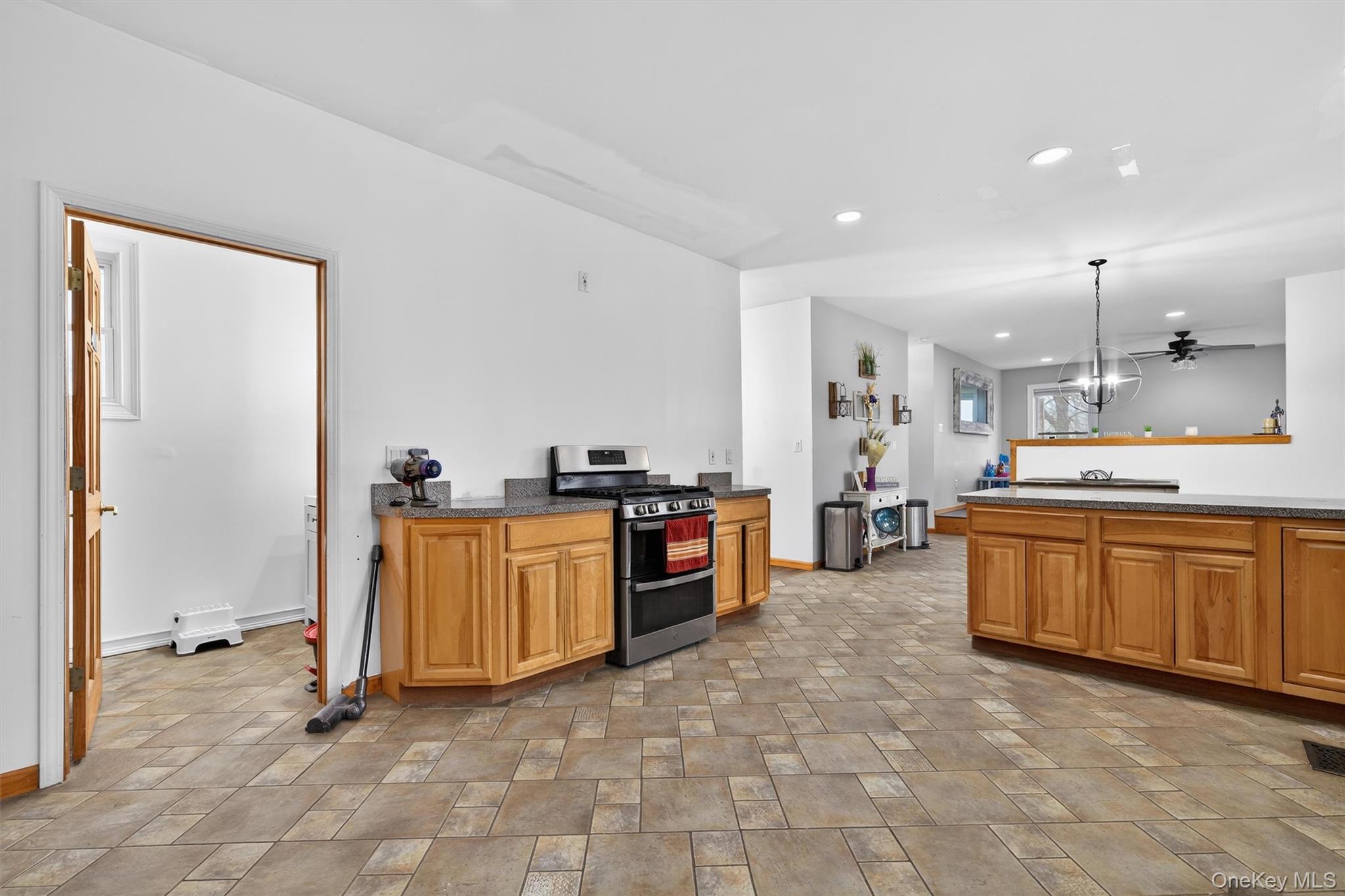 71 Eagle Crest Road – For Sale photo 21