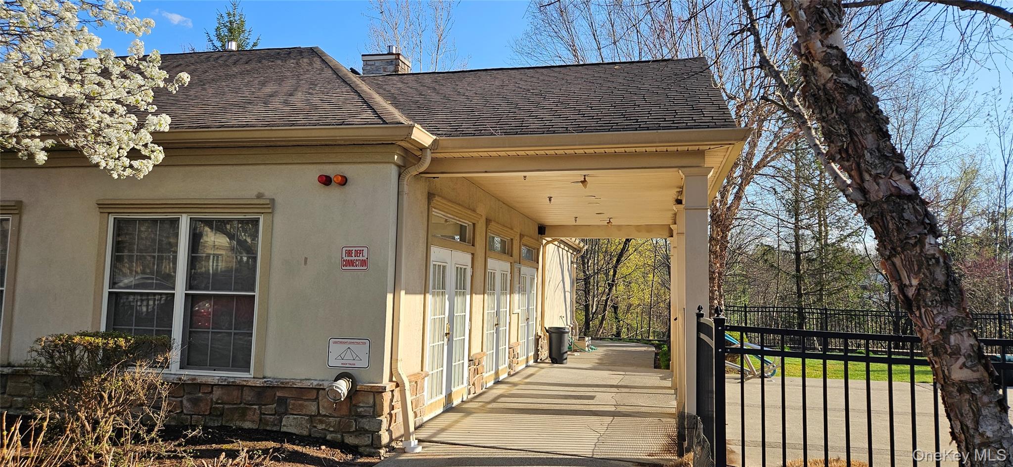 24 N De Baun Avenue, Unit 303 photo 20