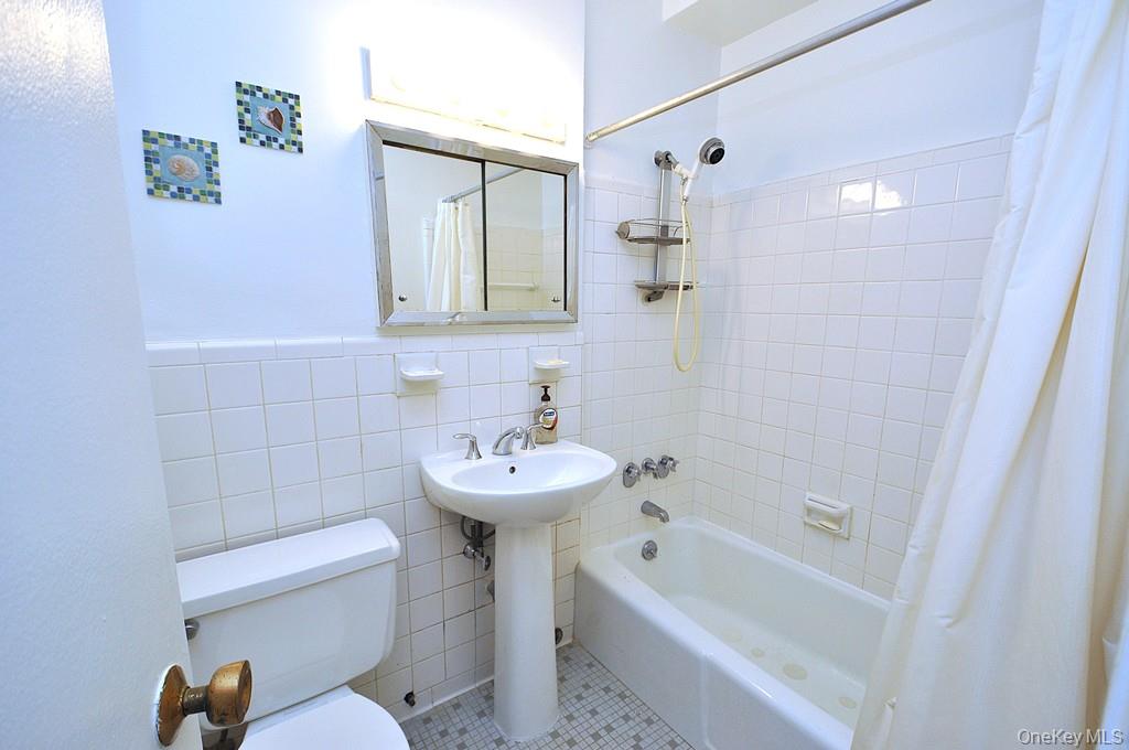 260 Garth Road, Unit 4A5 photo 17