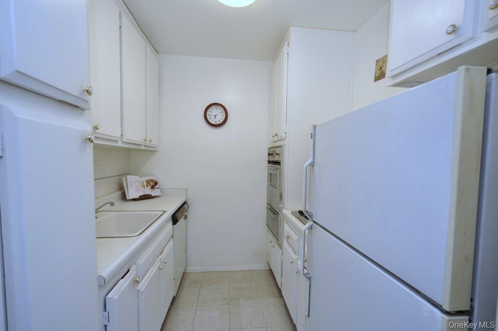 260 Garth Road, Unit 4A5 photo 6