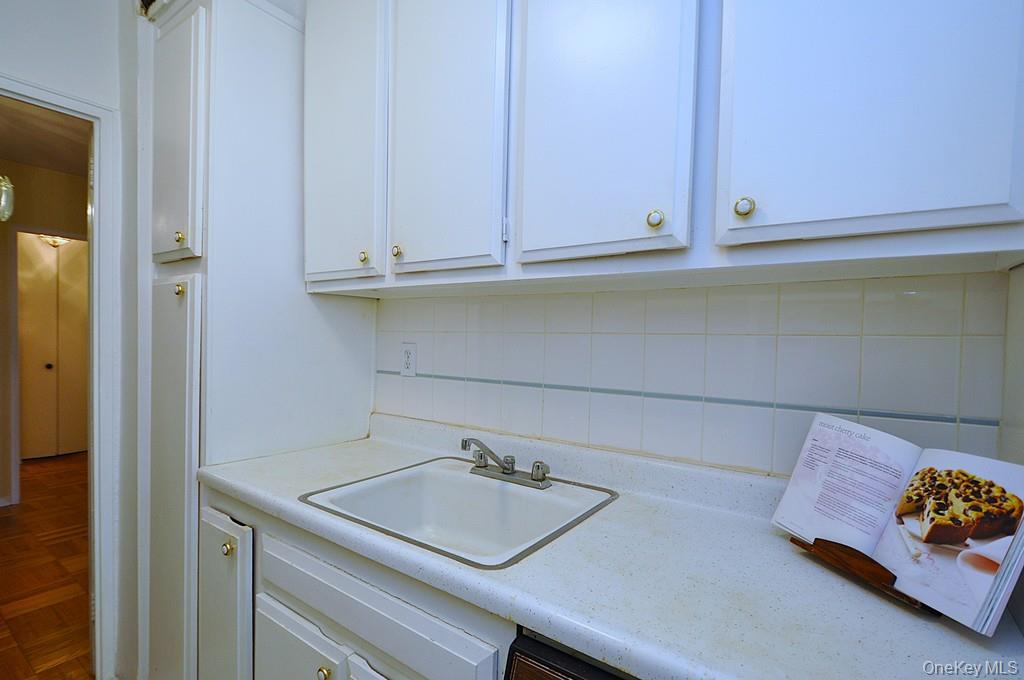 260 Garth Road, Unit 4A5 photo 15