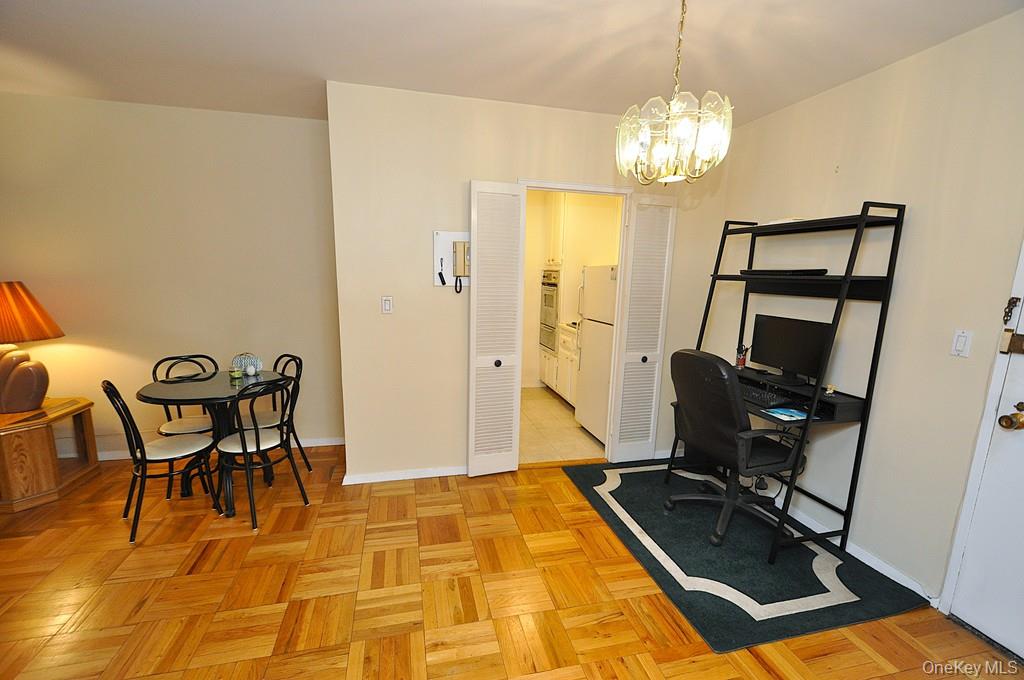 260 Garth Road, Unit 4A5 photo 20