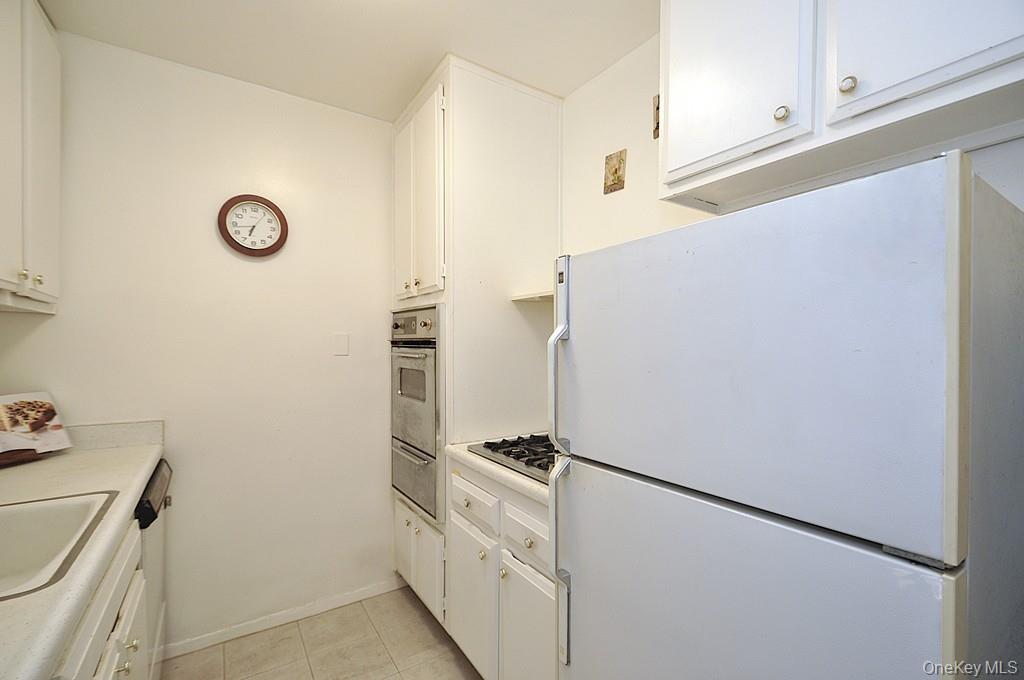 260 Garth Road, Unit 4A5 photo 2
