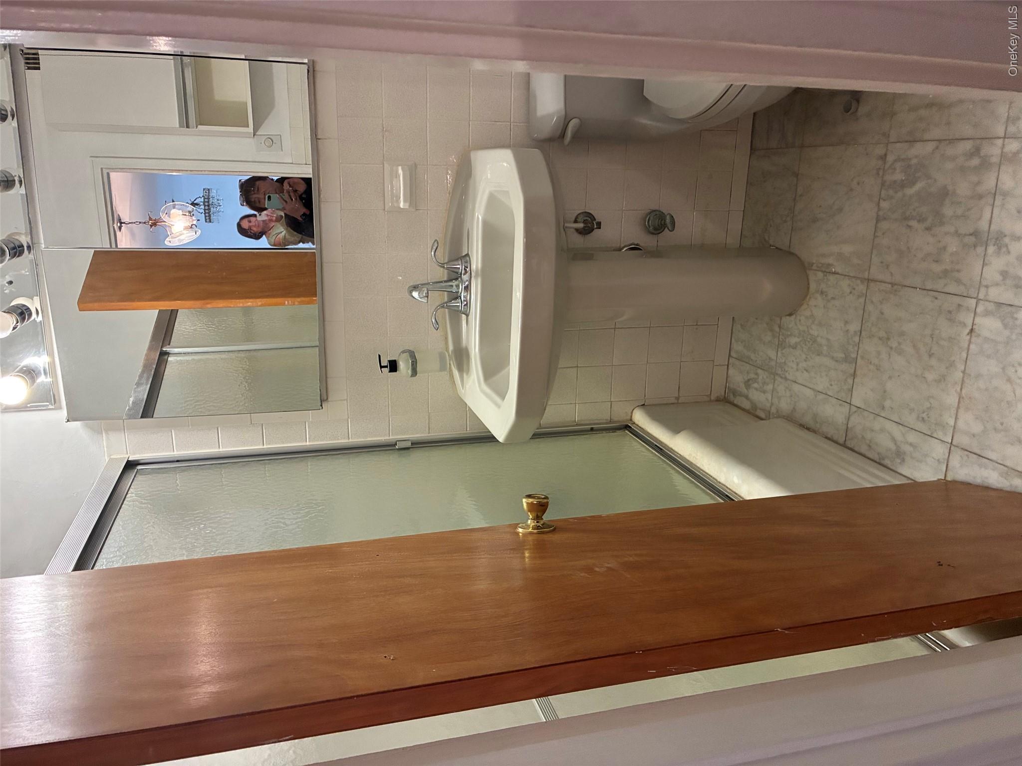 450 Shore Road Rd, Unit 4 H photo 10