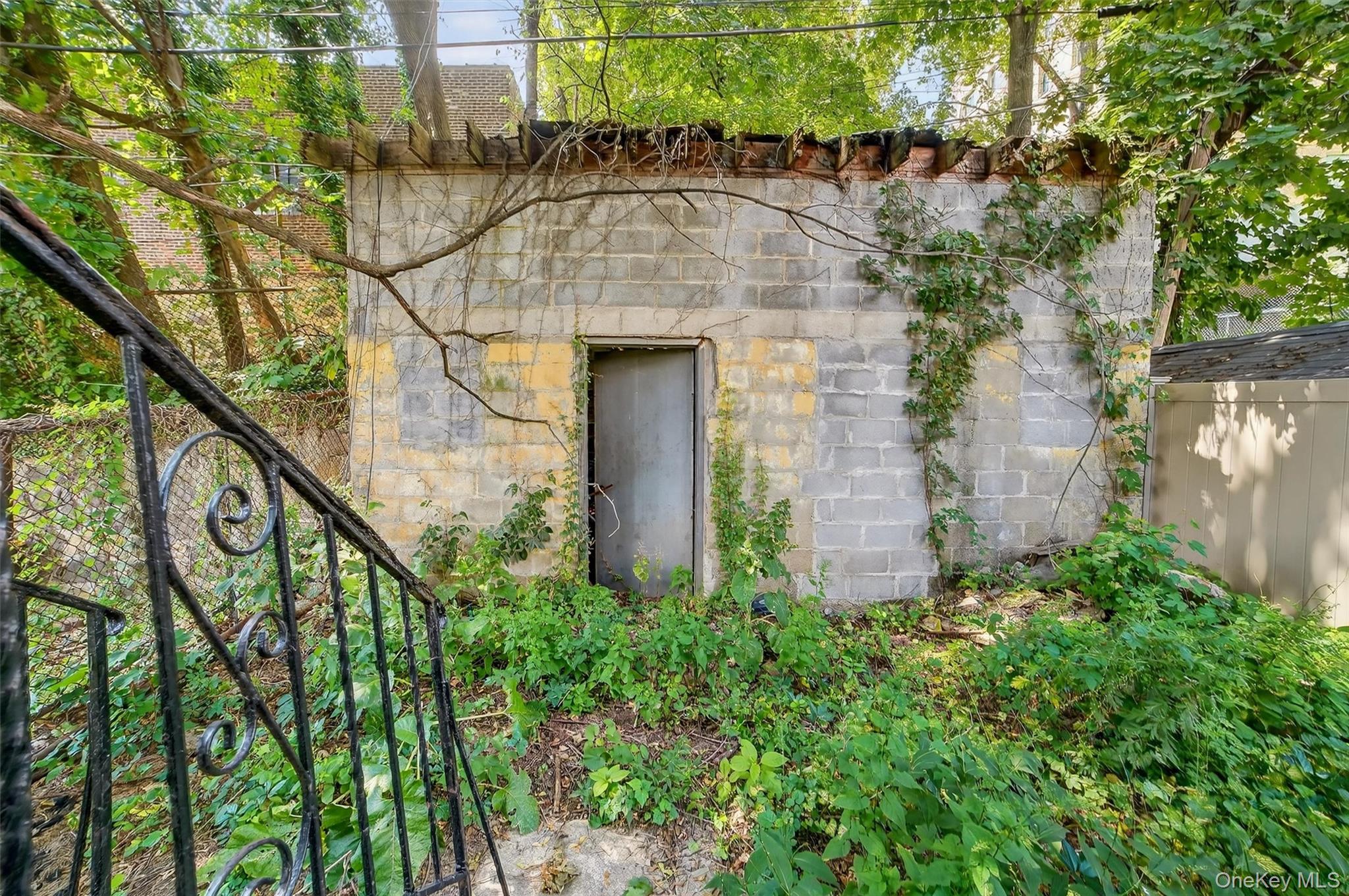105 Palisade Avenue – For Sale photo 33