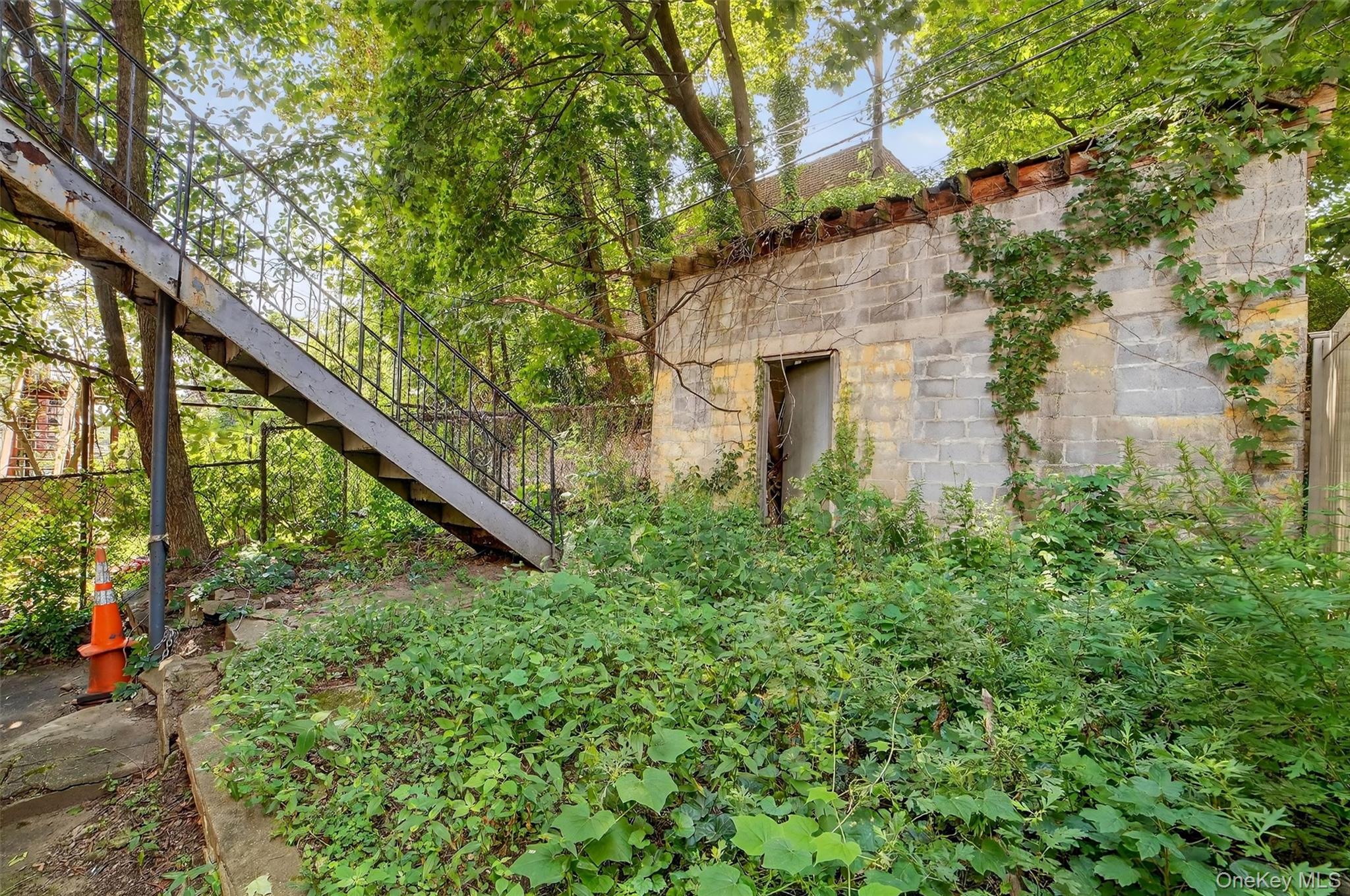 105 Palisade Avenue – For Sale photo 34
