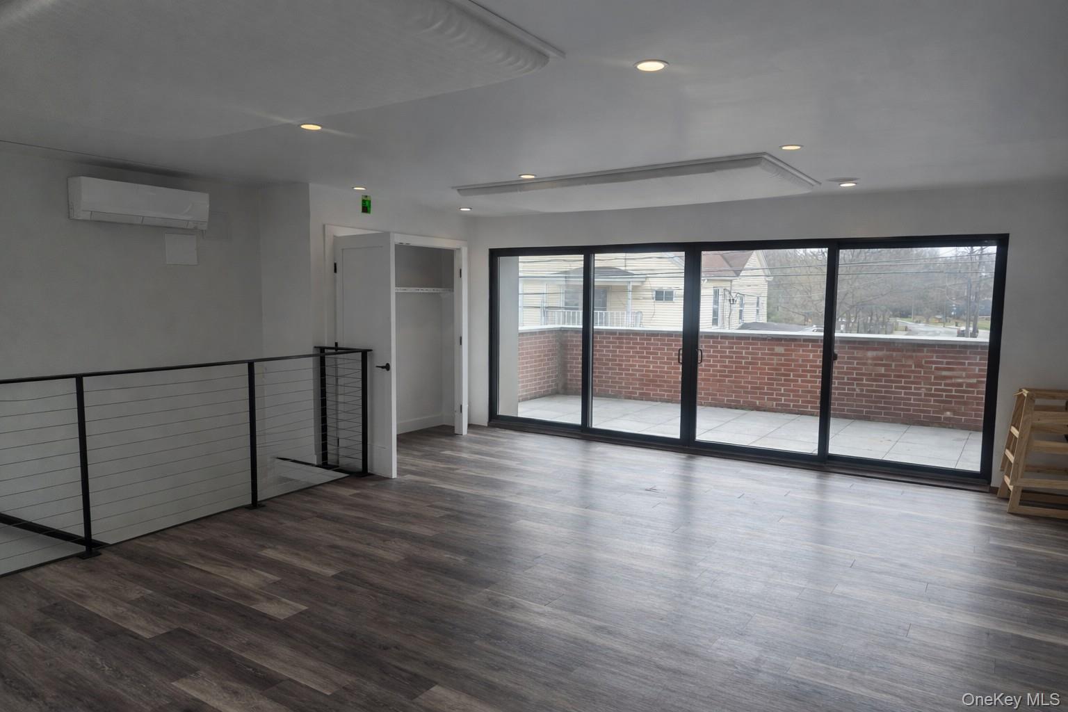 10 E Main Street – For Rent photo 9