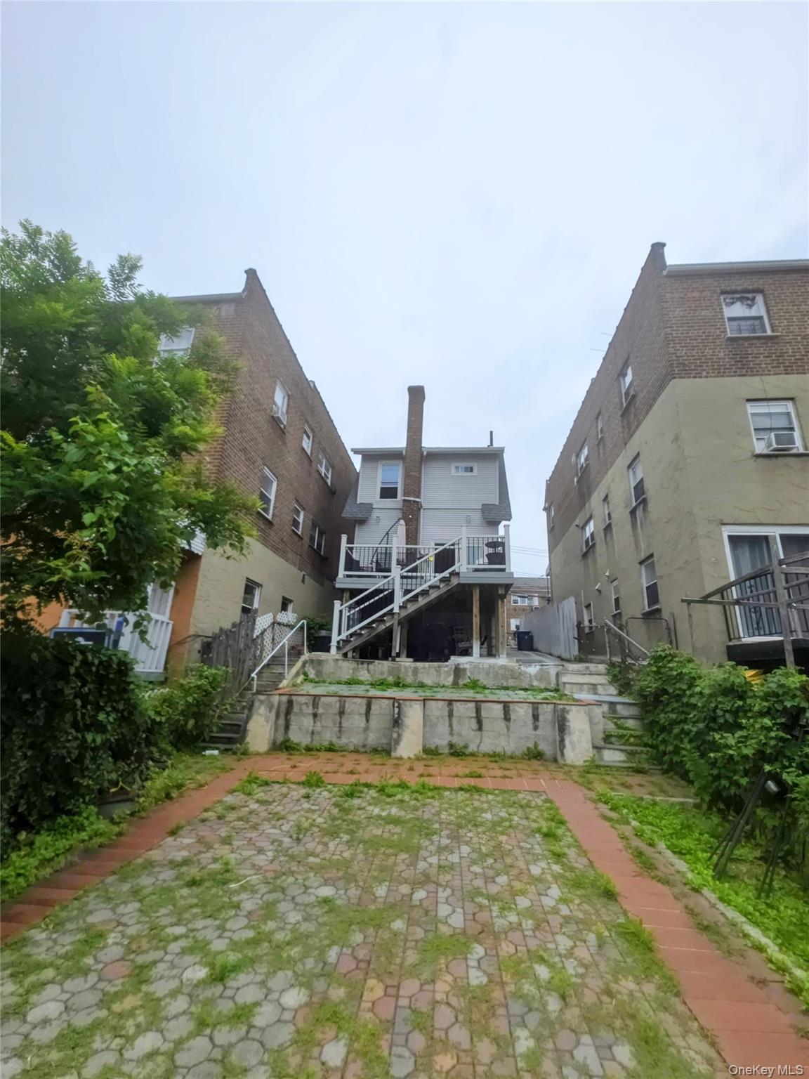 1015 Revere Avenue – For Sale photo 33