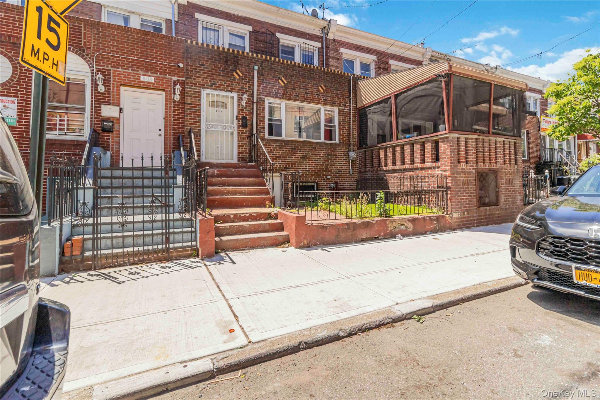 806 New Jersey Avenue – For Sale photo 3