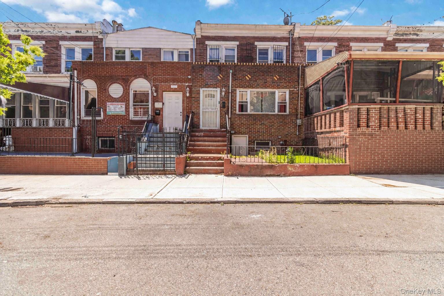 806 New Jersey Avenue – For Sale