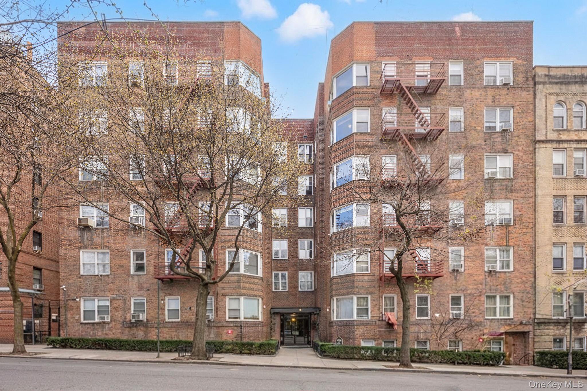 3810 Greystone Ave., Unit 507