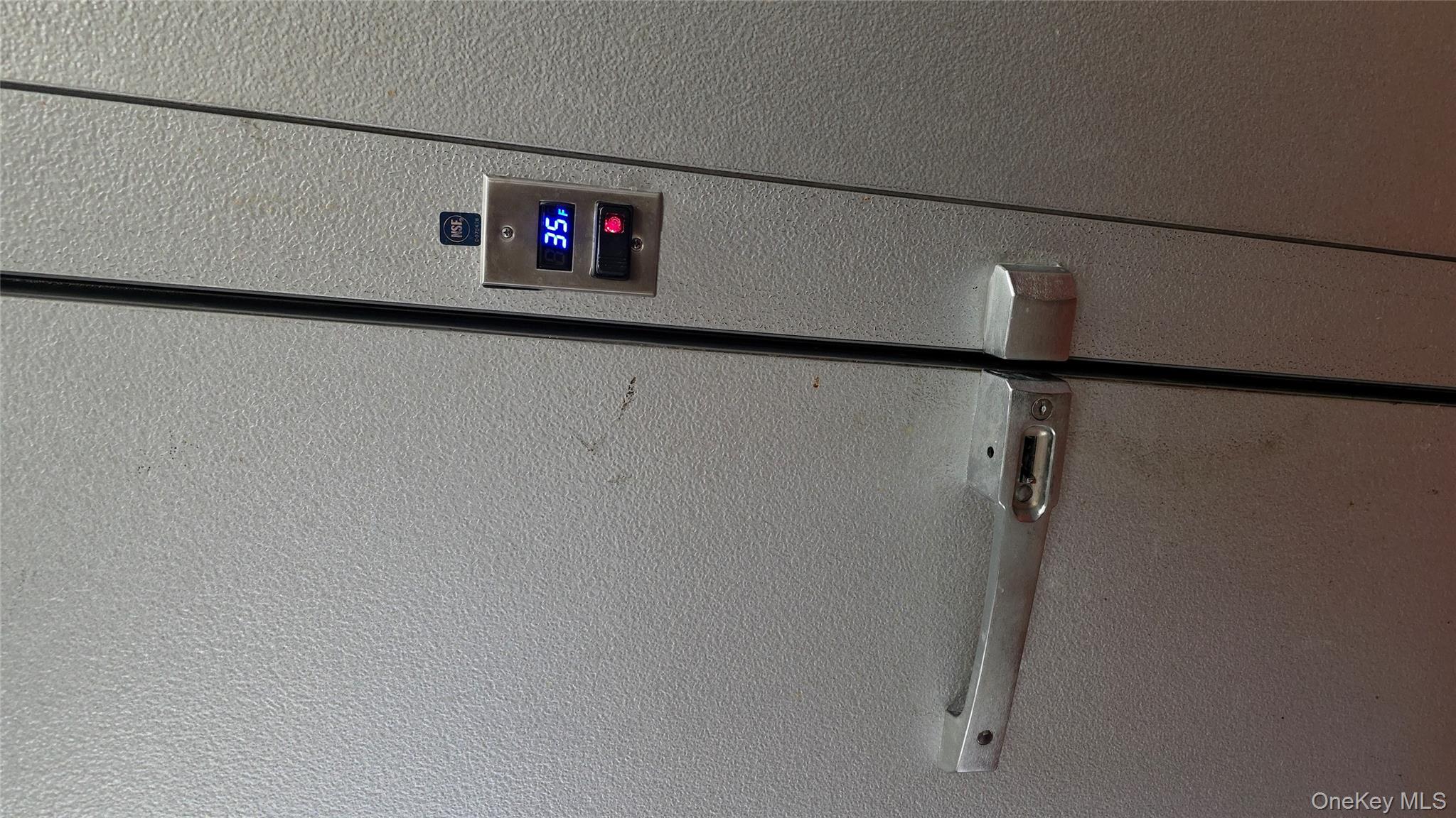 8 Raymond Avenue, Unit Suite A photo 3