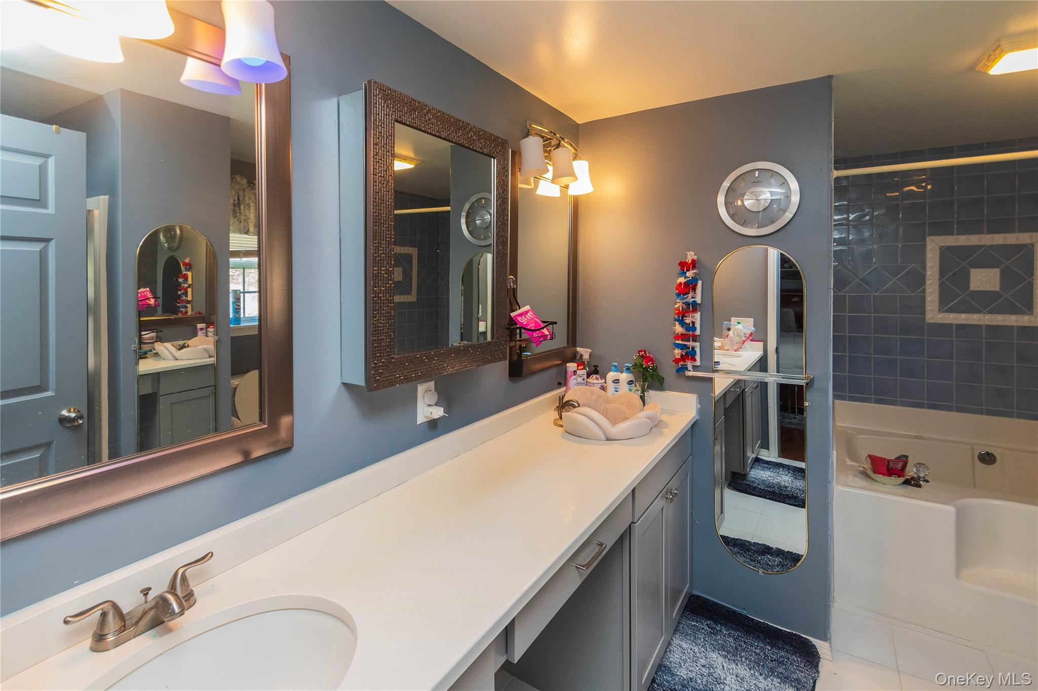 19 Biscayne Blvd – For Sale photo 32