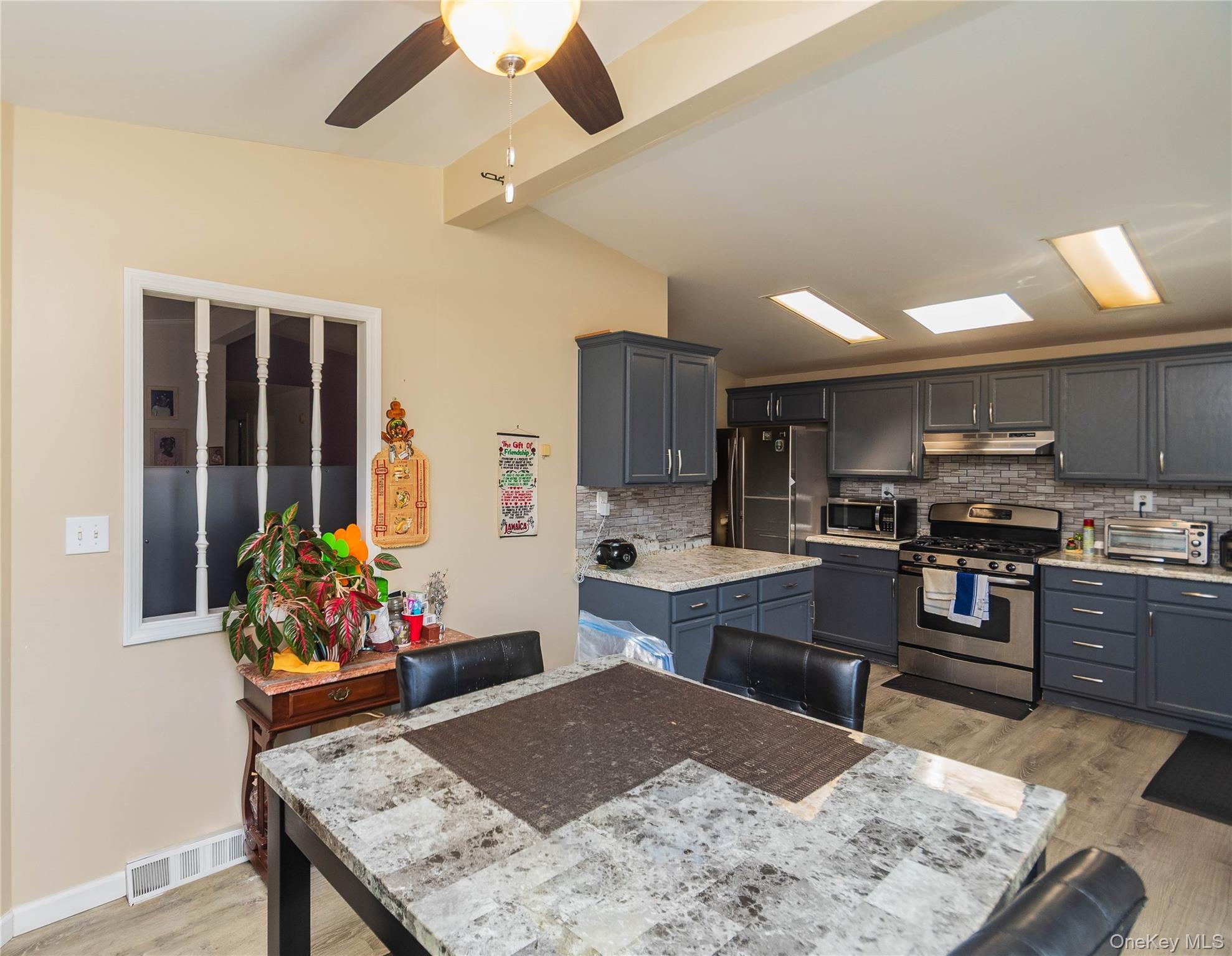 19 Biscayne Blvd – For Sale photo 16