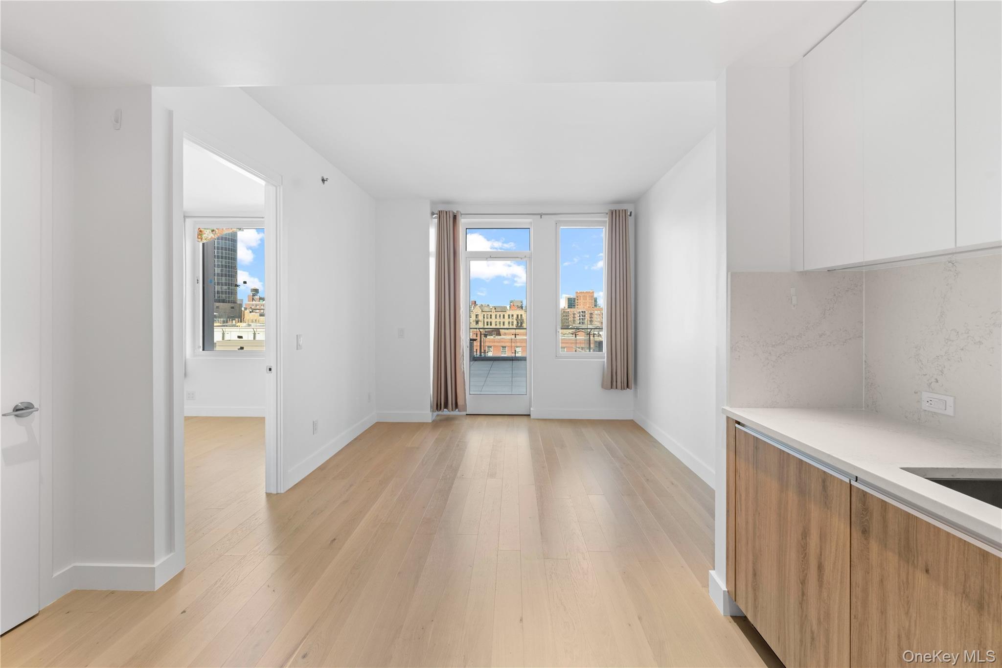 136-18 Maple Avenue, Unit 5G