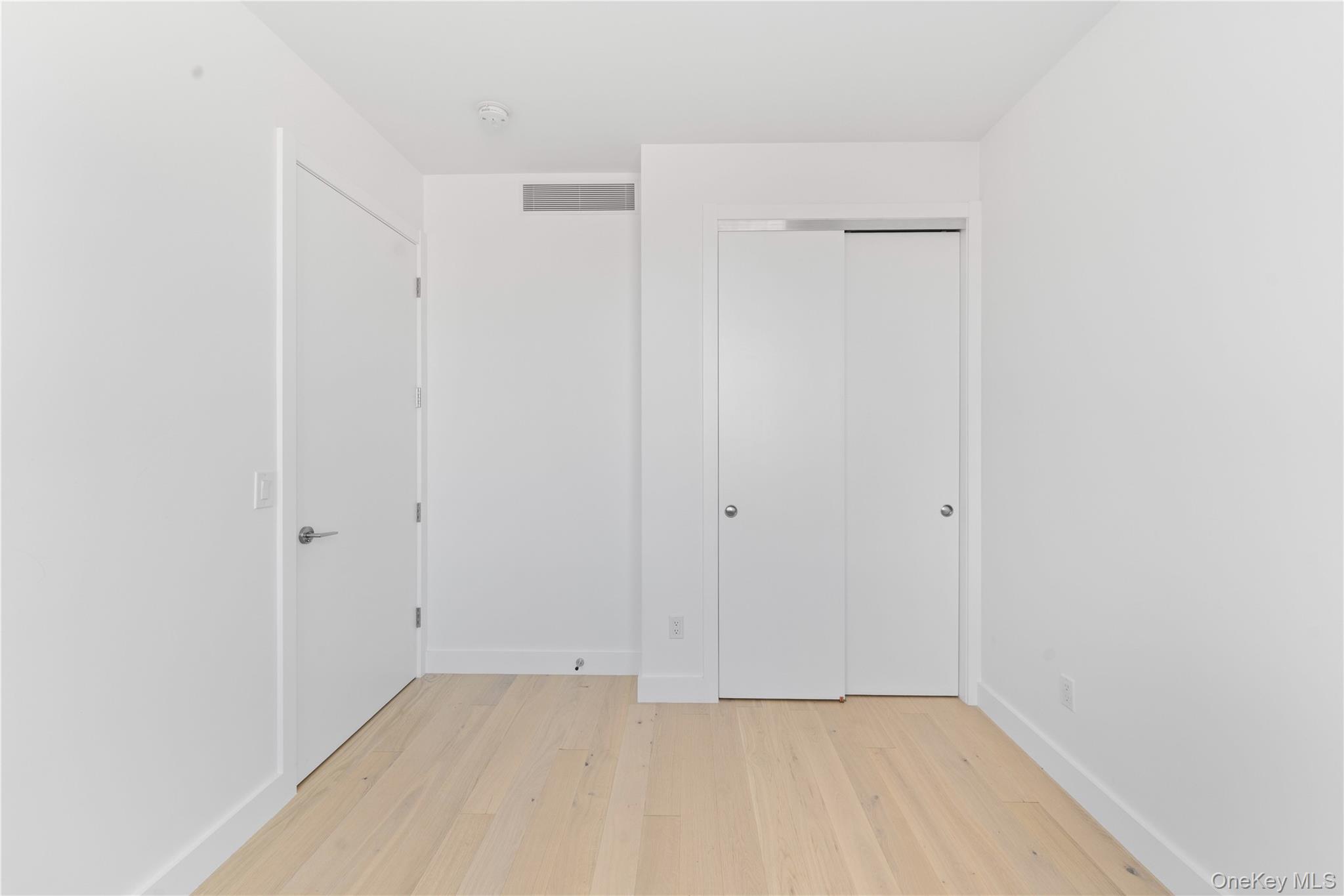 136-18 Maple Avenue, Unit 5G photo 7
