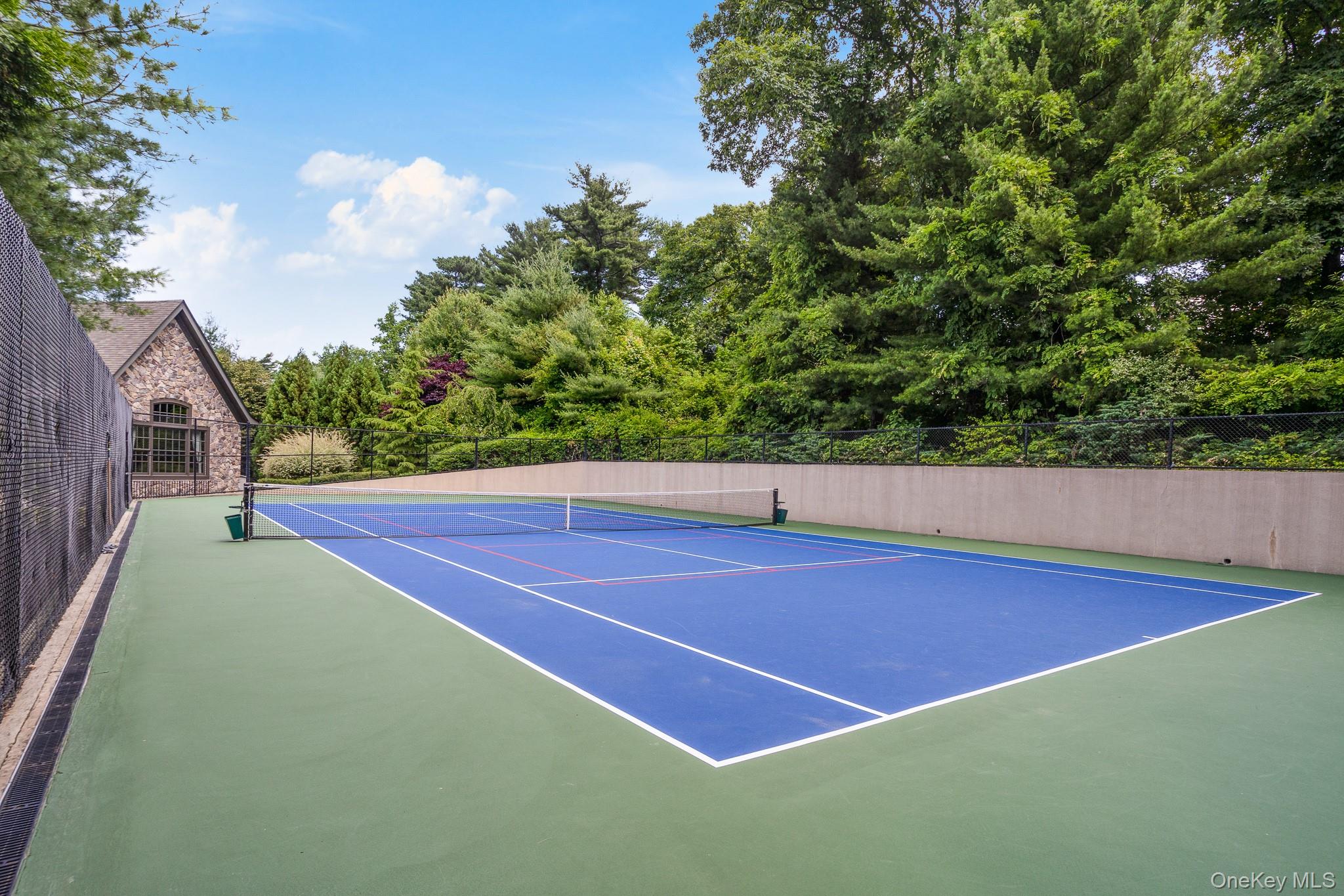 9 Earle Drive – For Sale photo 10