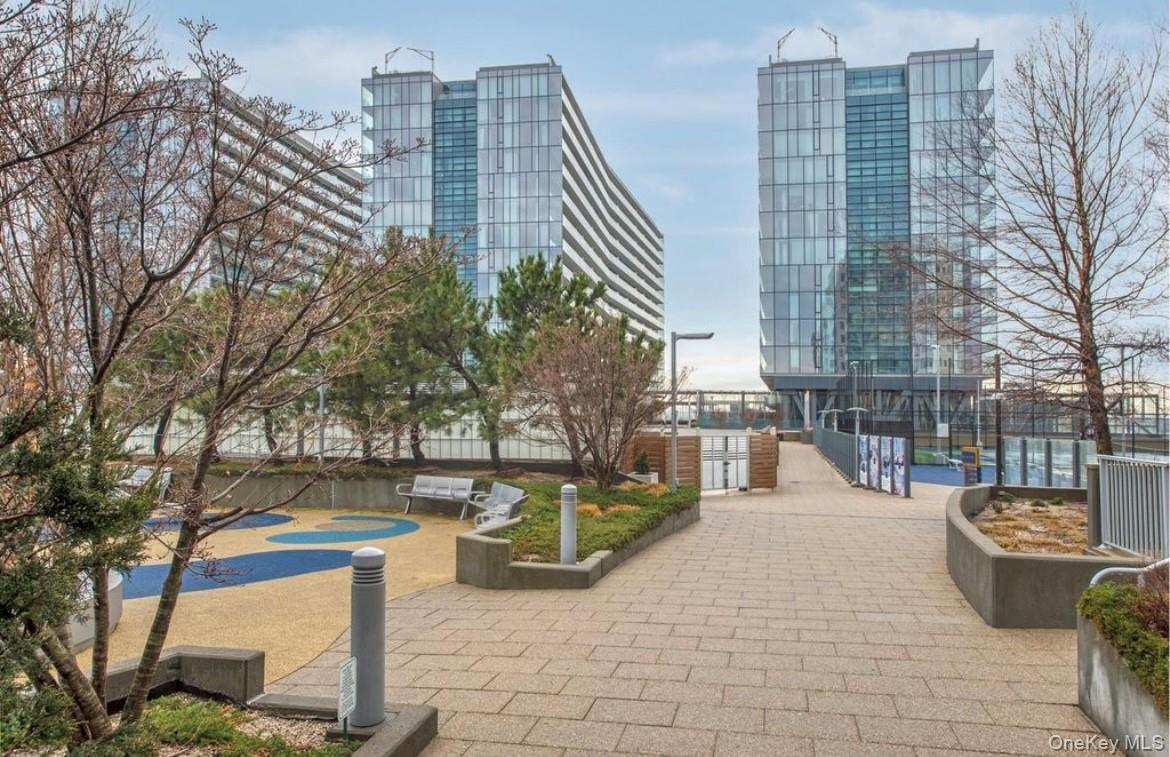 131-05 40th Road, Unit 10T
