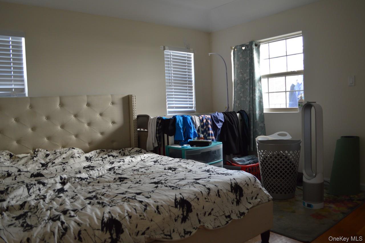13-31 209th St – For Sale photo 18