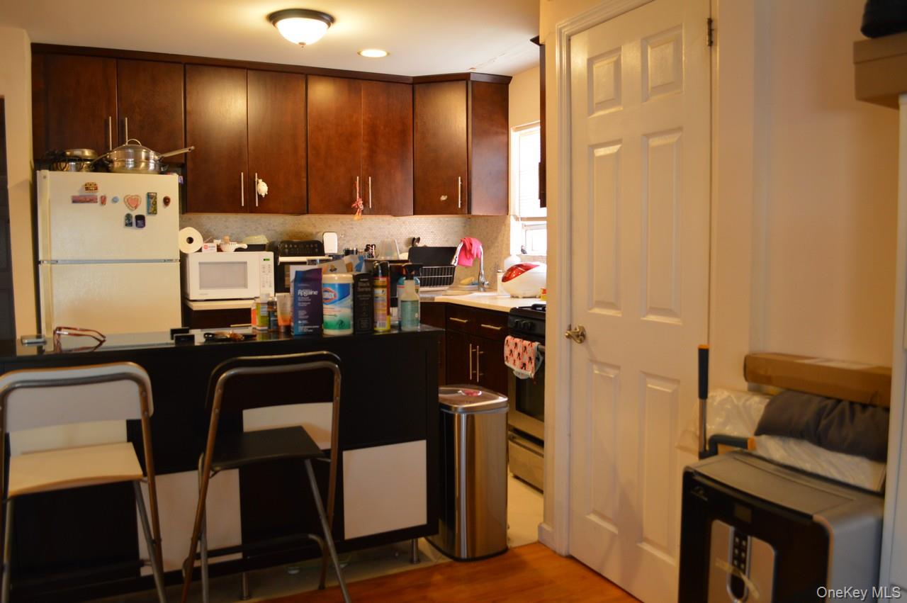 13-31 209th St – For Sale photo 3