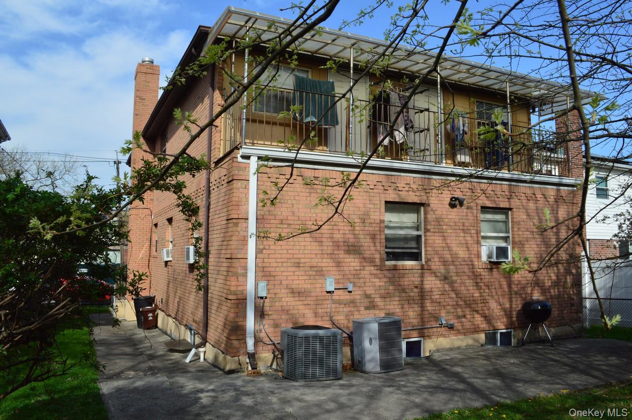 13-31 209th St – For Sale photo 23