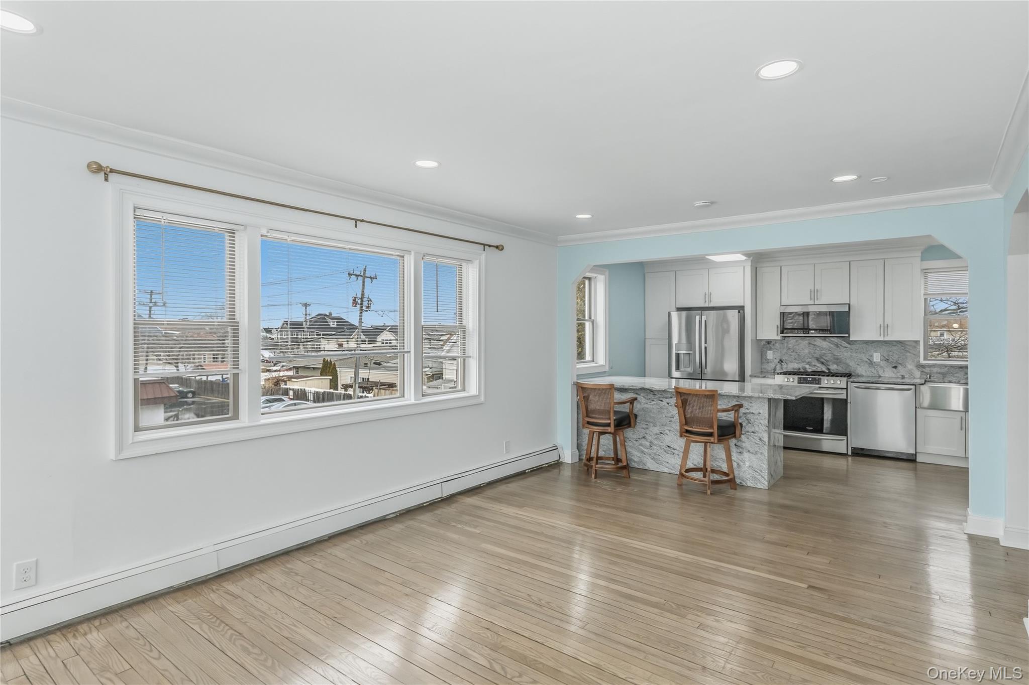 325 E Park Avenue E – For Sale photo 7