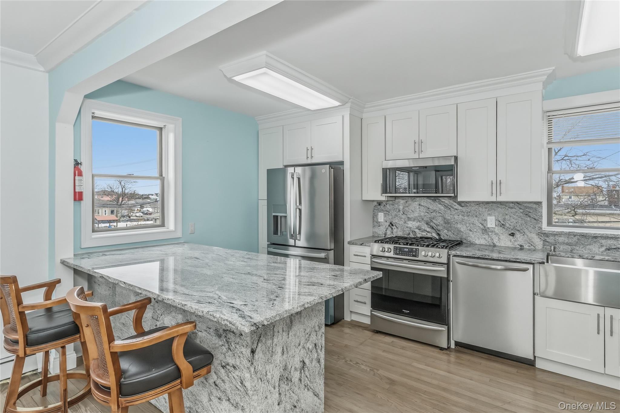 325 E Park Avenue E – For Sale photo 11
