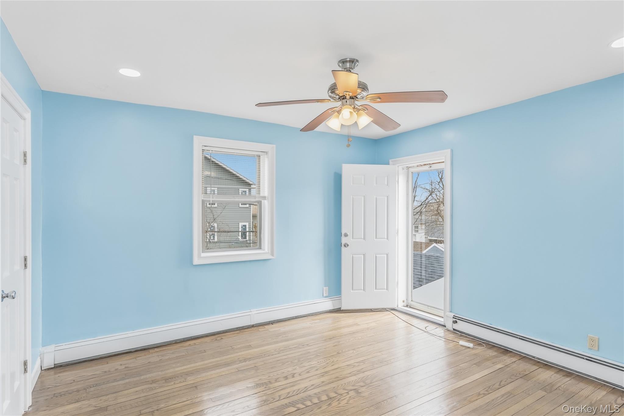 325 E Park Avenue E – For Sale photo 15