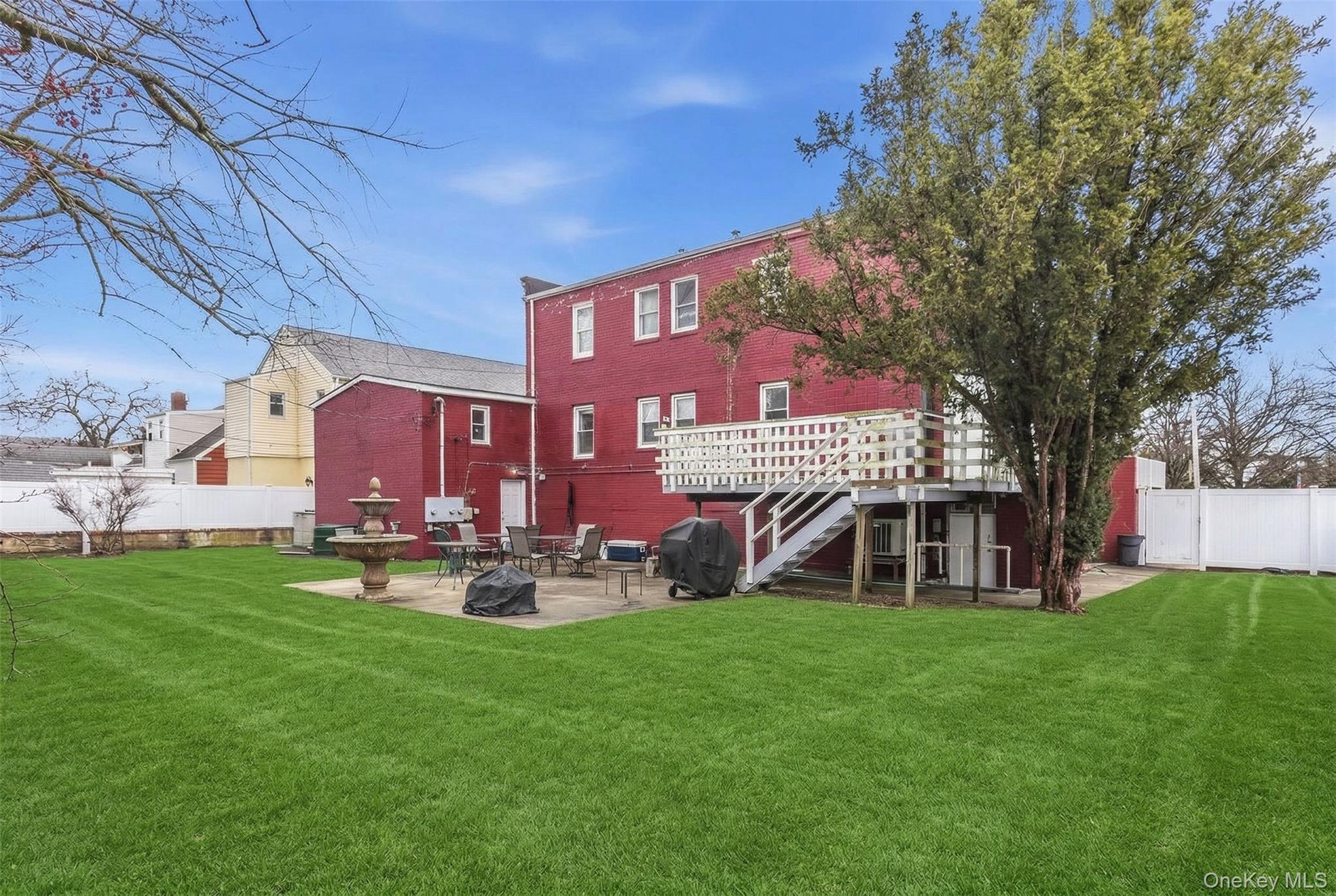325 E Park Avenue E – For Sale photo 43