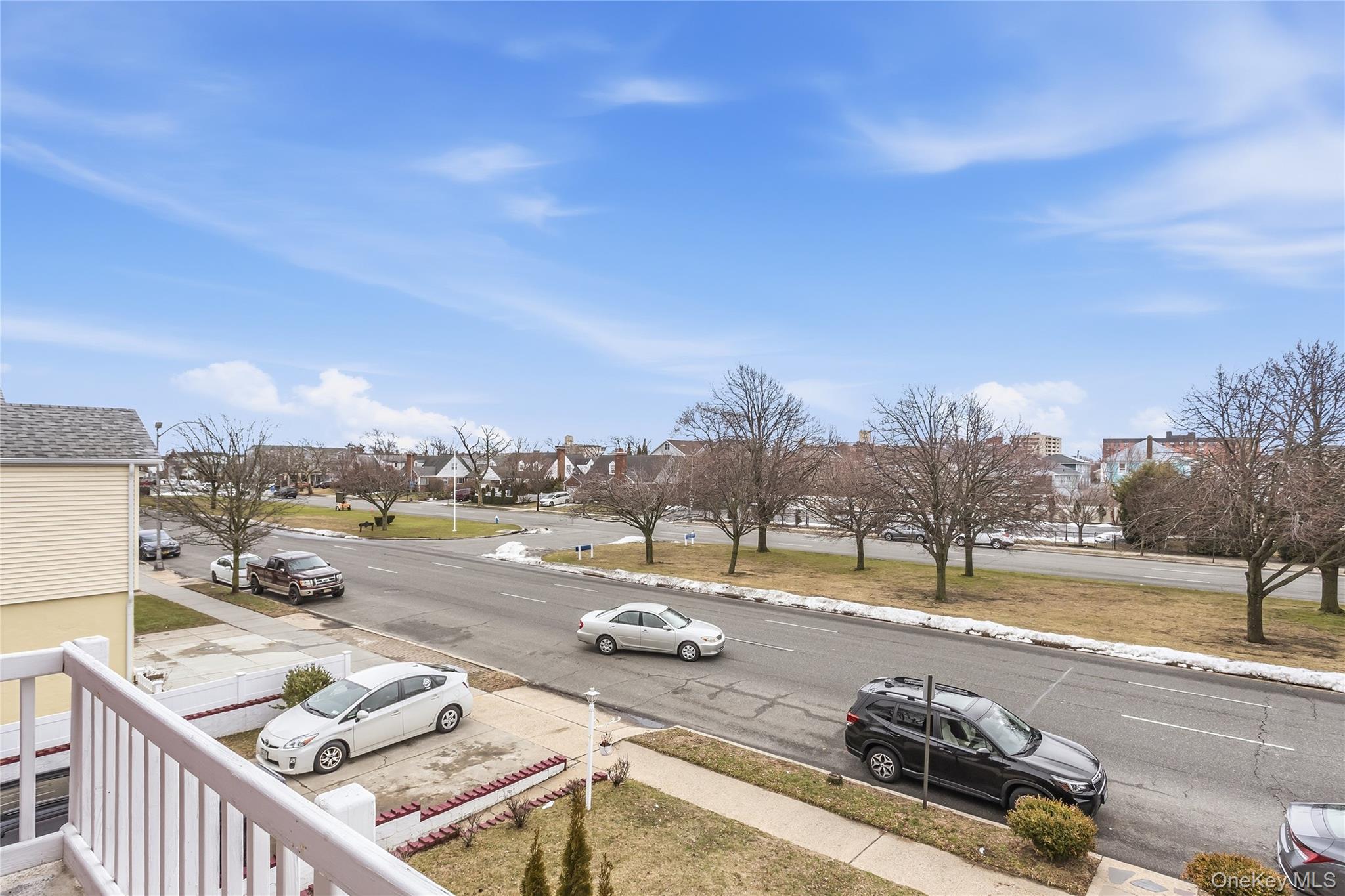 325 E Park Avenue E – For Sale photo 13