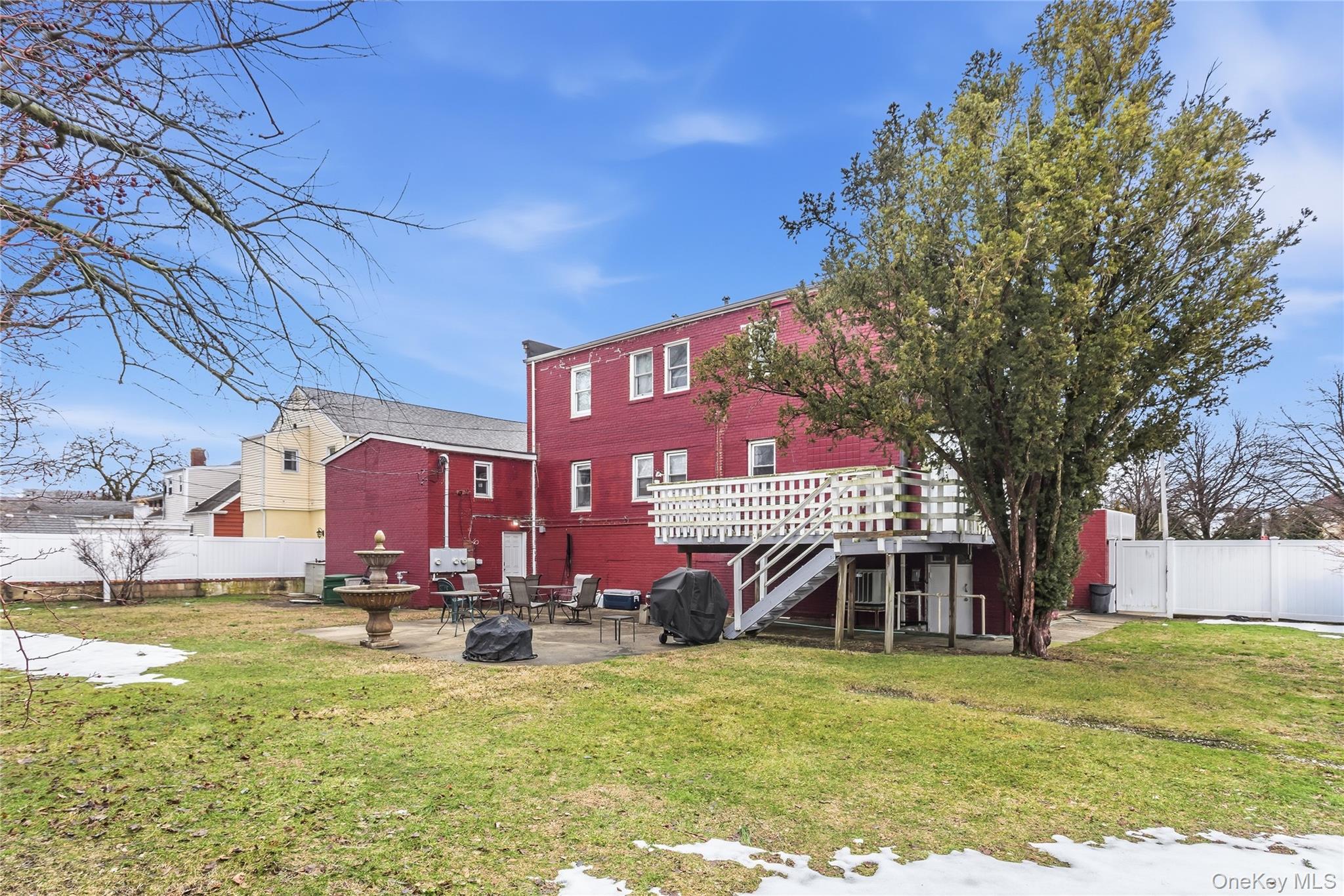 325 E Park Avenue E – For Sale photo 42