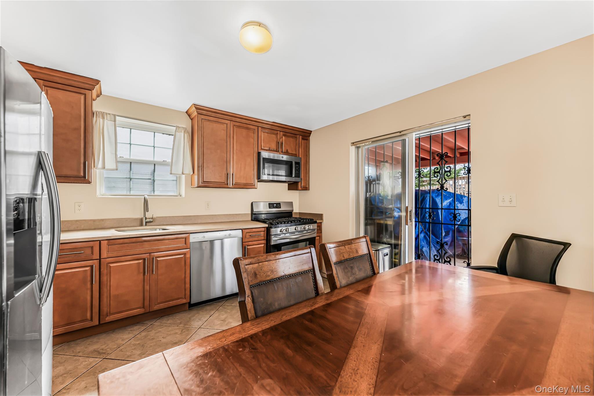 2515 Woodhull Avenue – For Sale photo 20