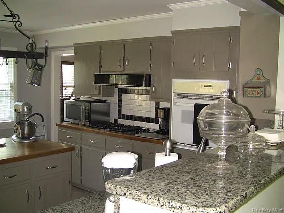 824 Peenpack Trail – For Sale photo 3