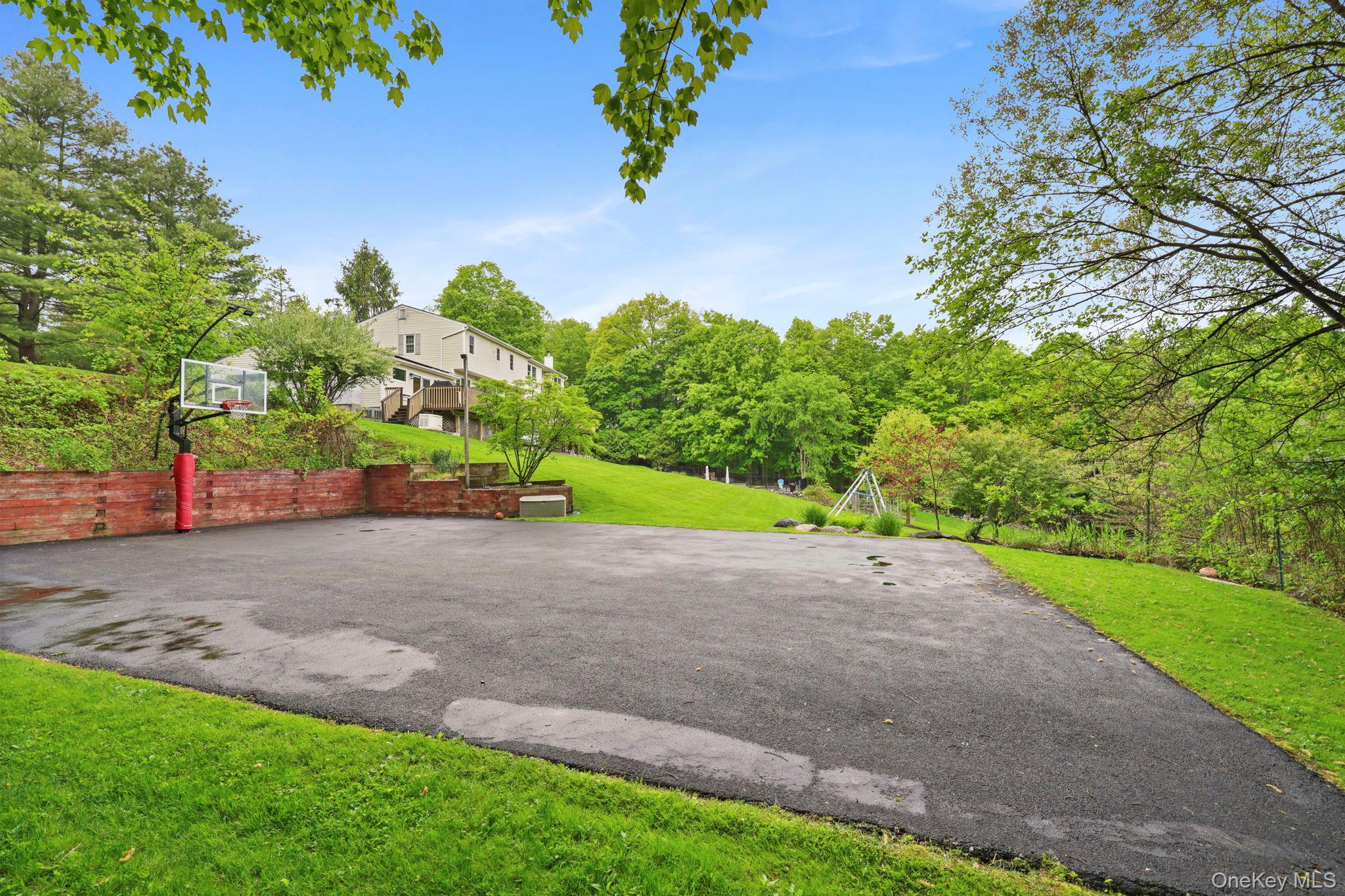 76 Eleanor Drive – For Sale photo 17