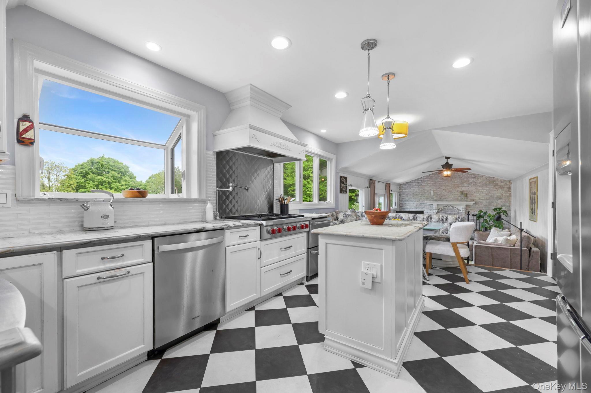 76 Eleanor Drive – For Sale photo 5