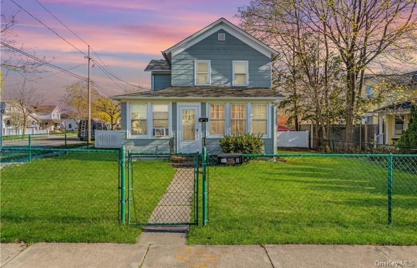 40 Amity Street – For Rent