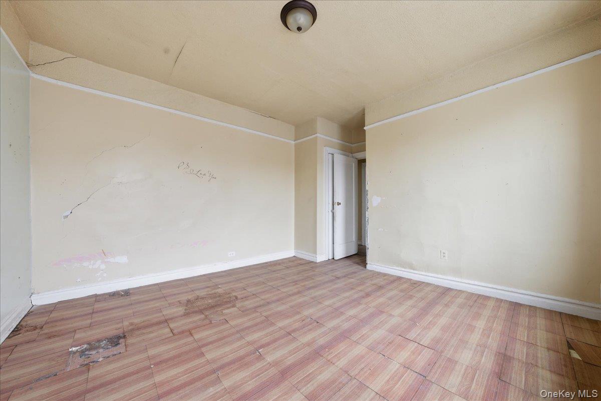 1715 Nelson Avenue, Unit 5G photo 11