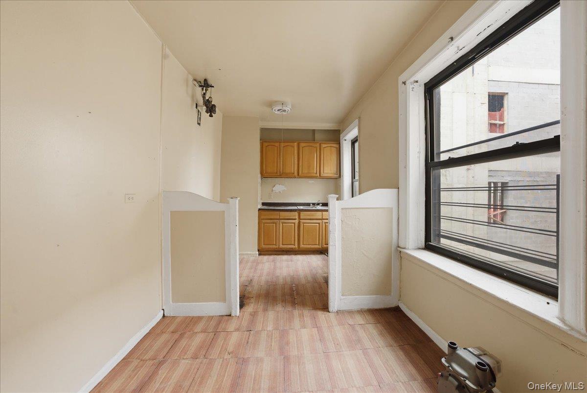 1715 Nelson Avenue, Unit 5G photo 16