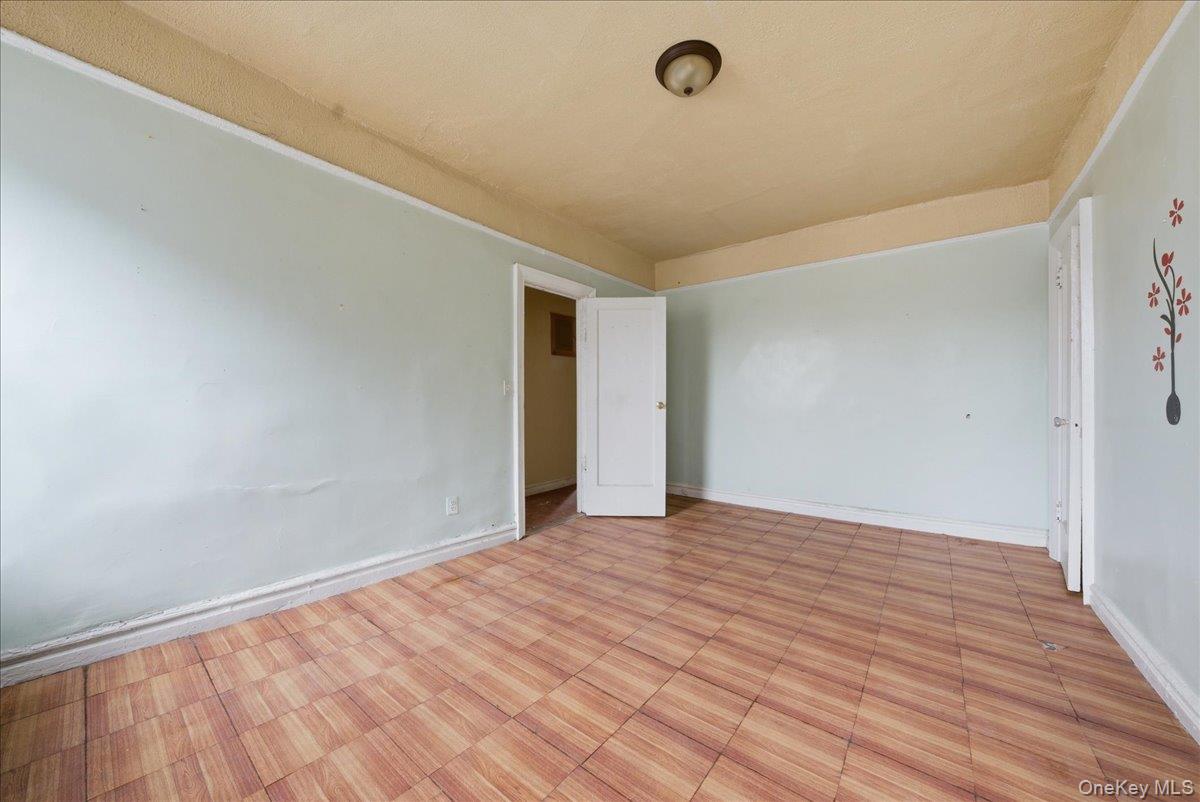 1715 Nelson Avenue, Unit 5G photo 13
