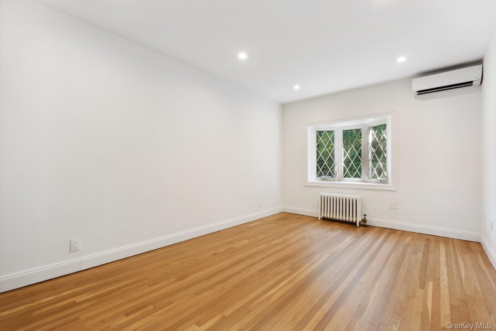 64-23 Alderton Street, Unit PH photo 6