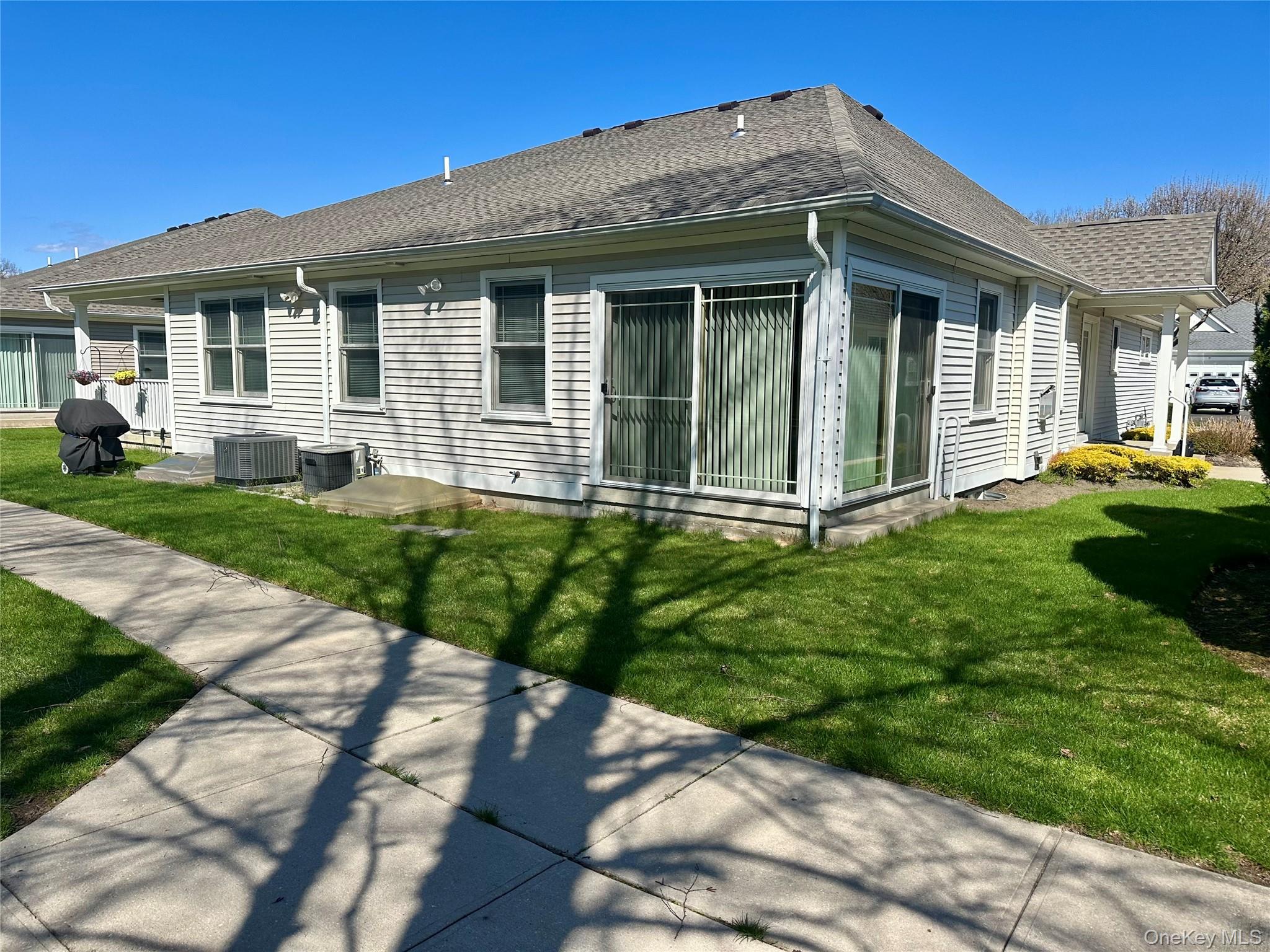 5 White Oak Court, Unit 5 photo 21