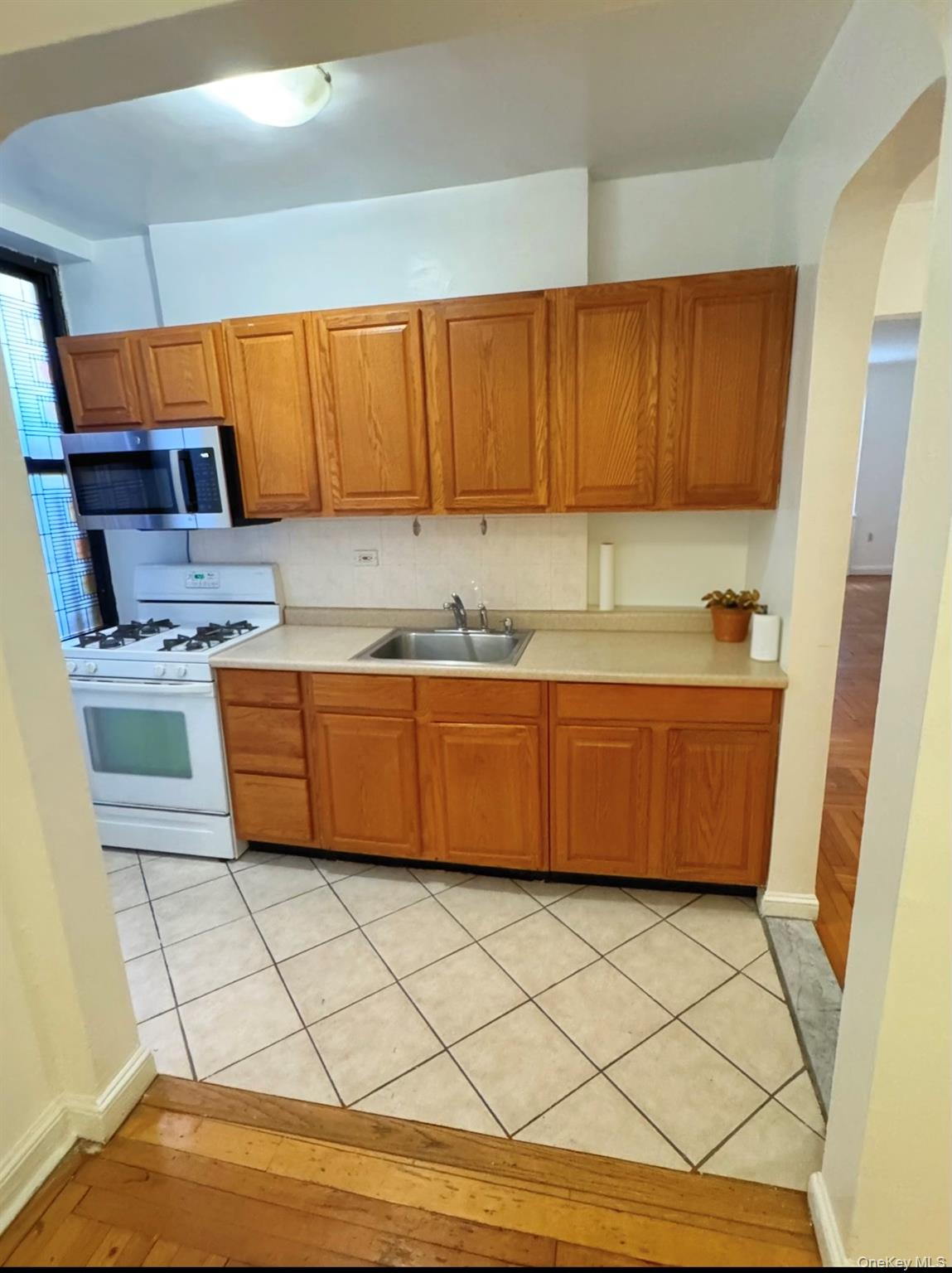 3017 Riverdale Avenue, Unit 1F photo 4